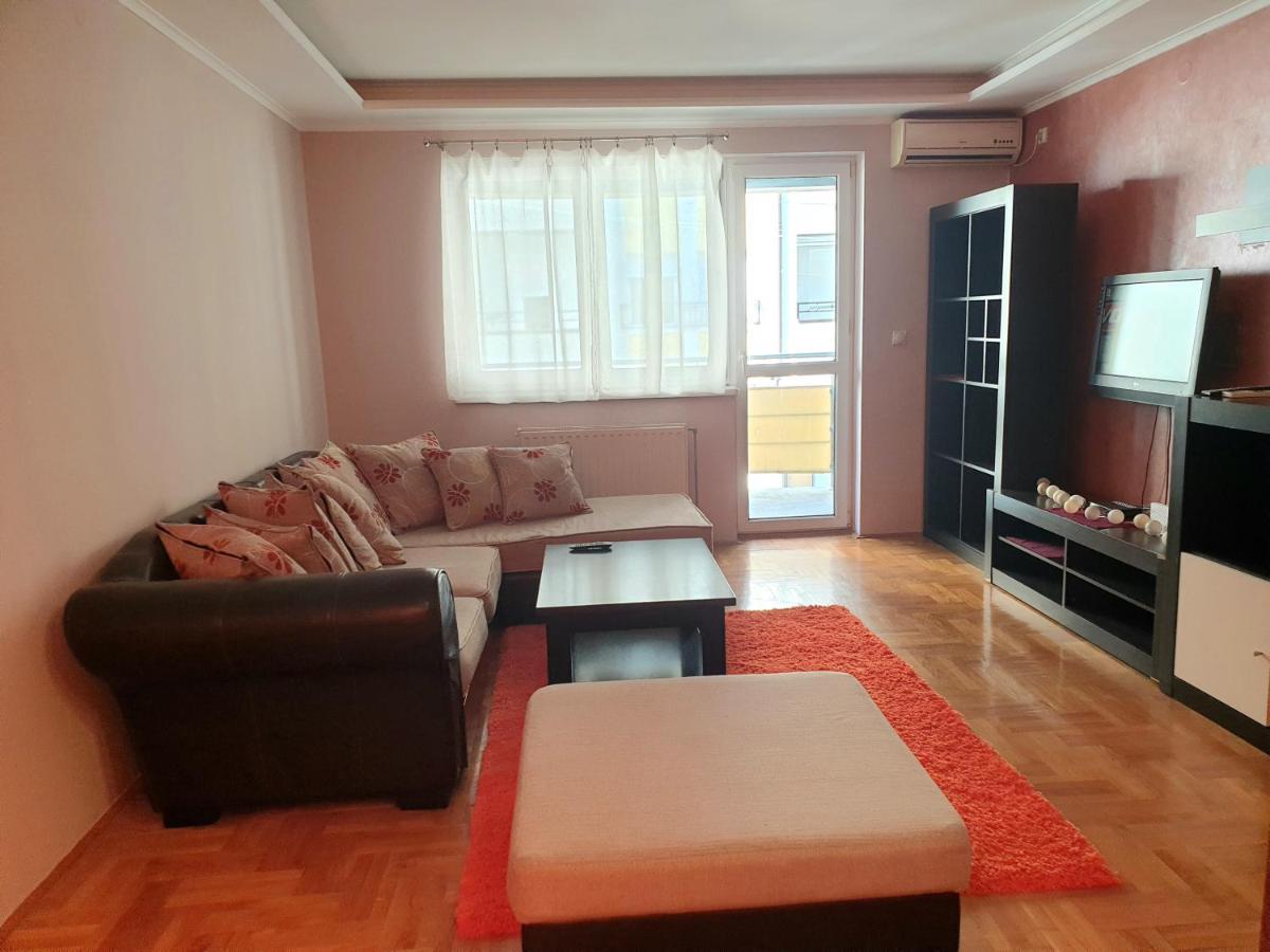 Apartman Mirage Sremska Mitrovica Dış mekan fotoğraf